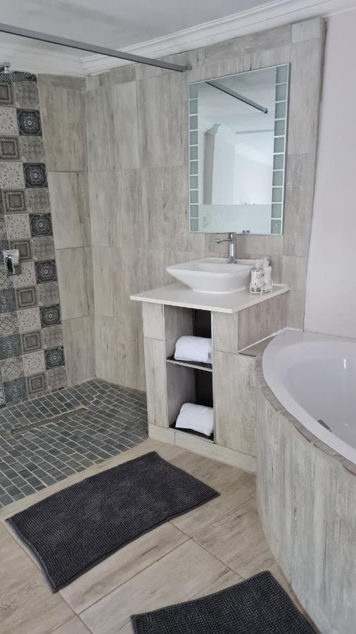 Cozy Kosmos Bed & Breakfast Hartbeespoort Cameră foto