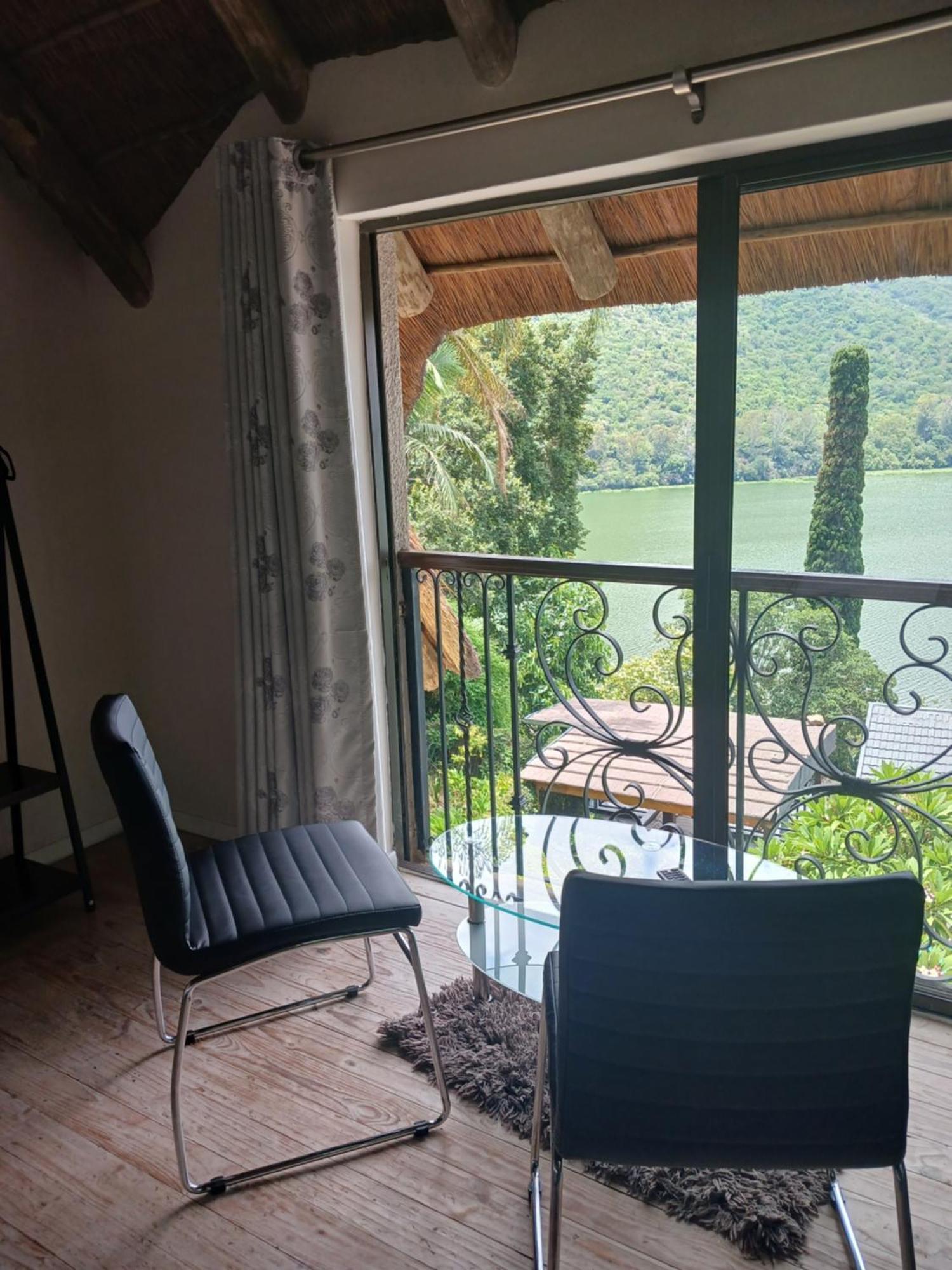 Cozy Kosmos Bed & Breakfast Hartbeespoort Exterior foto