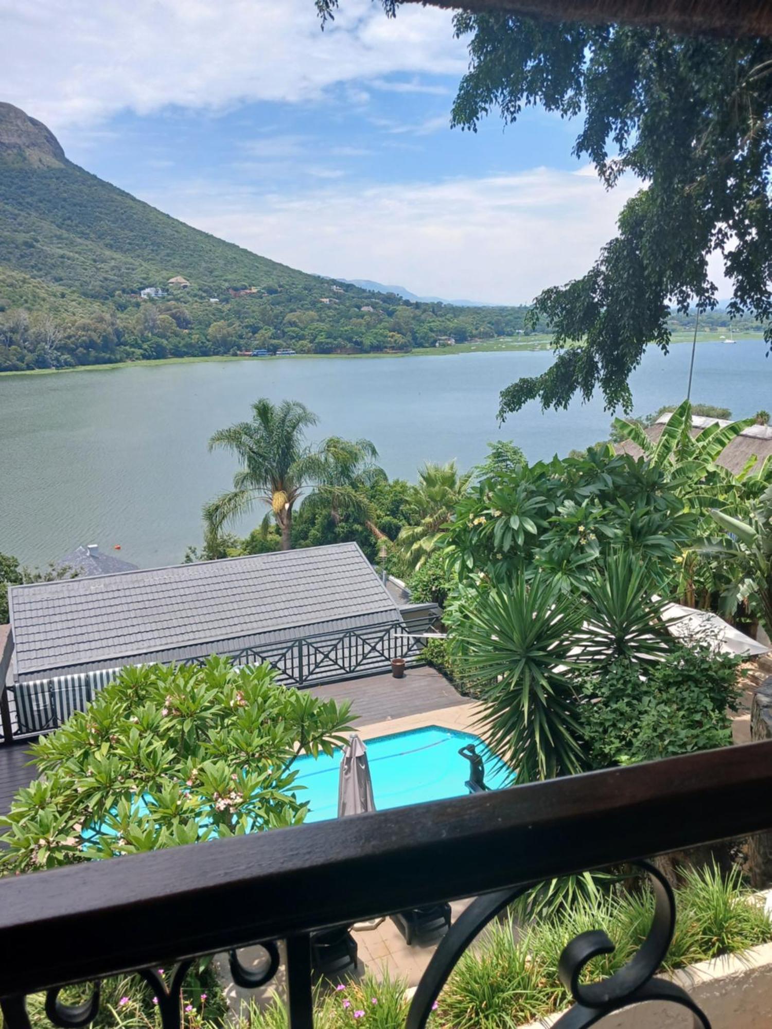 Cozy Kosmos Bed & Breakfast Hartbeespoort Exterior foto