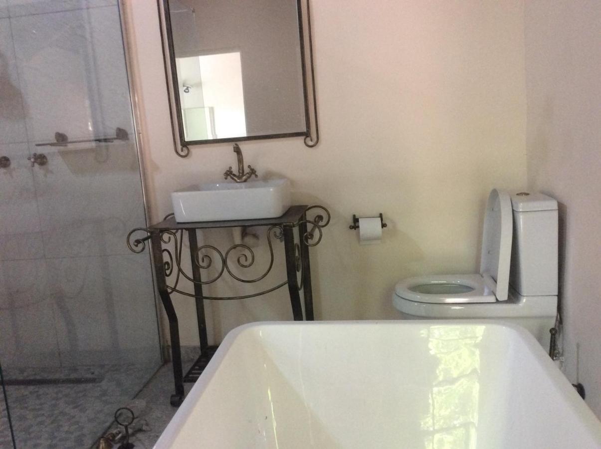 Cozy Kosmos Bed & Breakfast Hartbeespoort Exterior foto