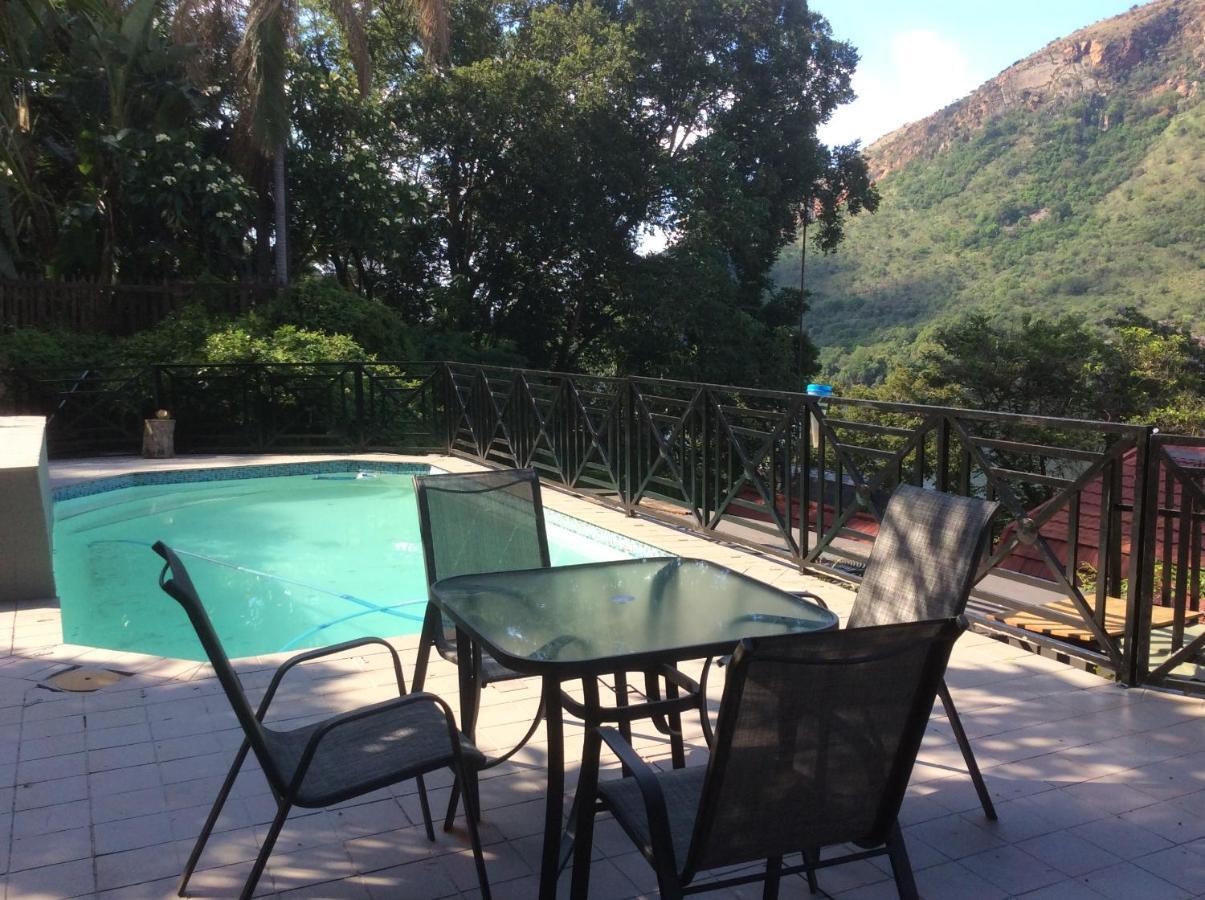Cozy Kosmos Bed & Breakfast Hartbeespoort Exterior foto