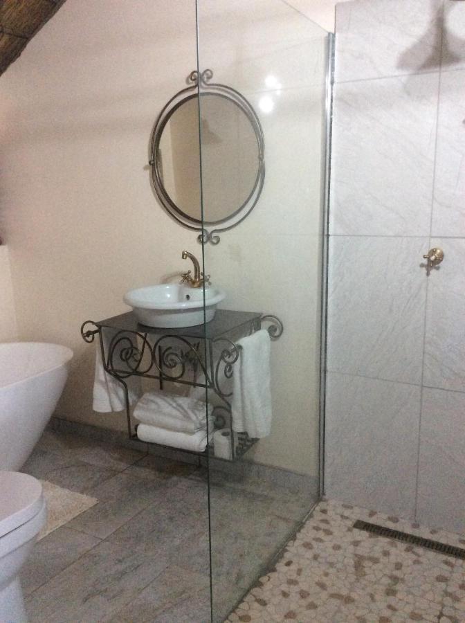 Cozy Kosmos Bed & Breakfast Hartbeespoort Exterior foto