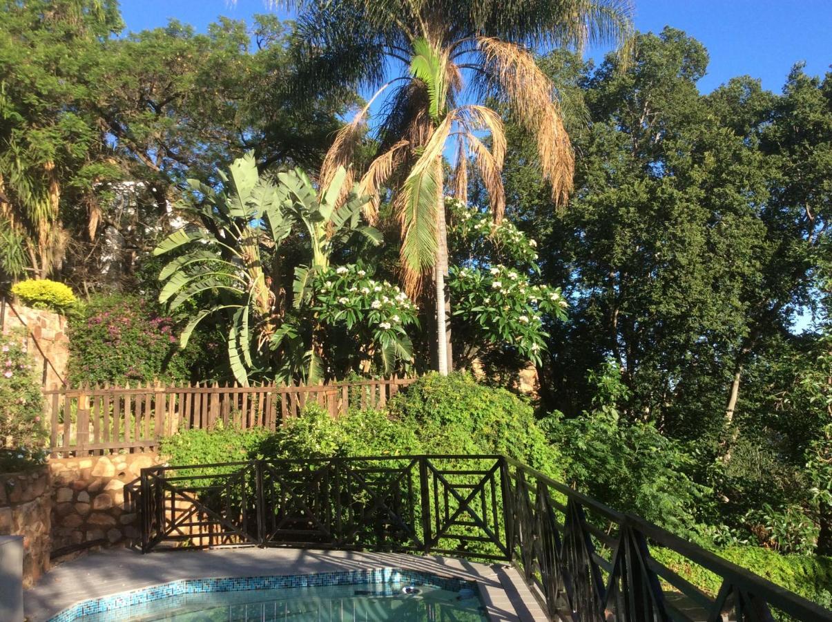 Cozy Kosmos Bed & Breakfast Hartbeespoort Exterior foto